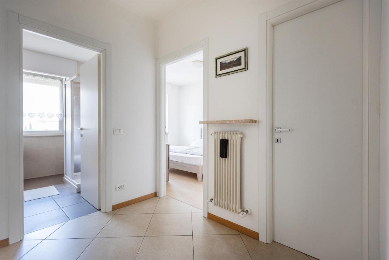 Residenza Elisabetta Apartment ริวาเดลการ์ดา ภายนอก รูปภาพ